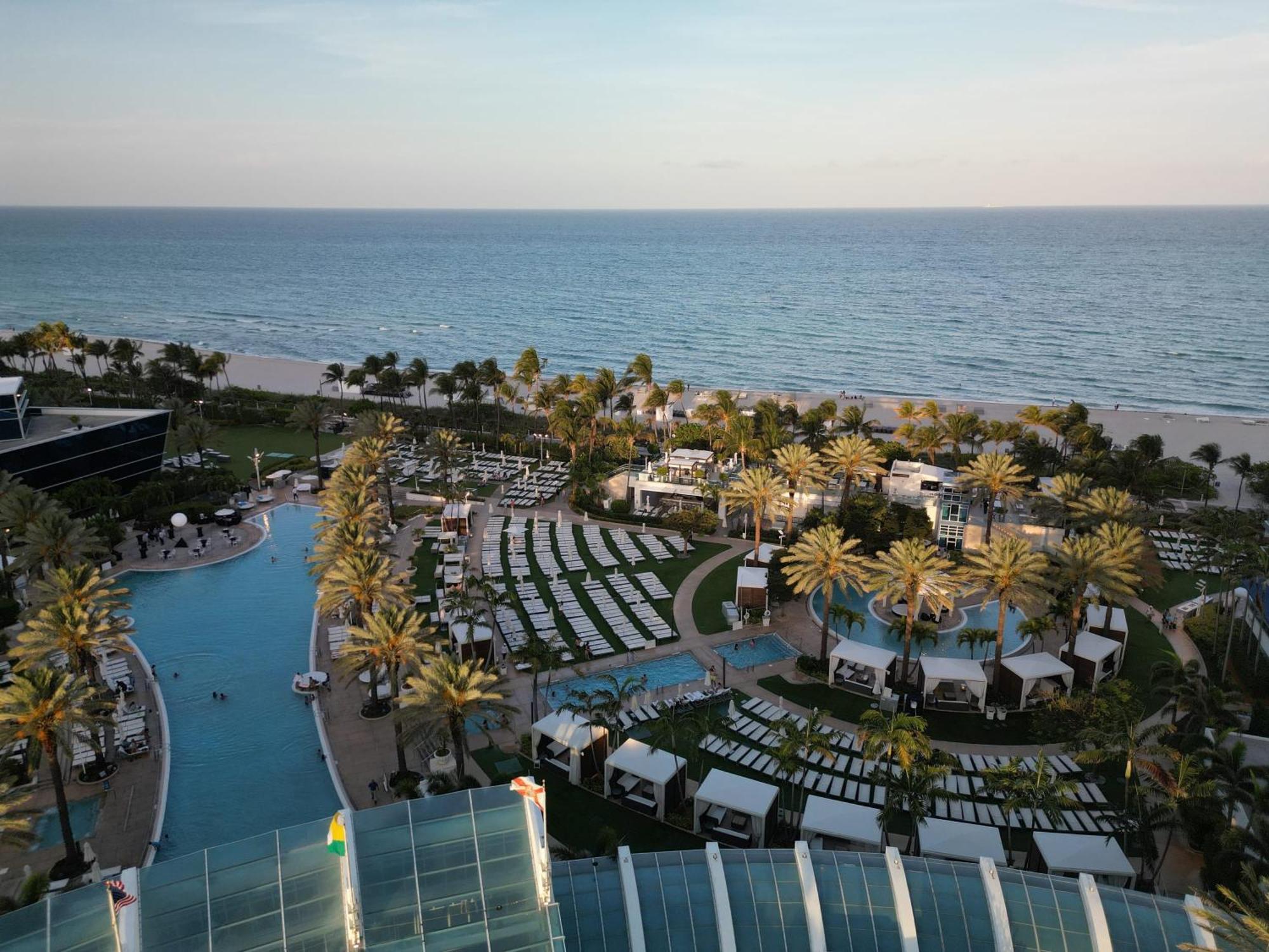 Fontainebleau Resort High Floor W Ocean Views 迈阿密海滩 外观 照片